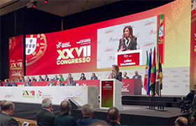 Mind no Congresso da ANMP com testemunhos dos presidentes de Almada e Oeiras.